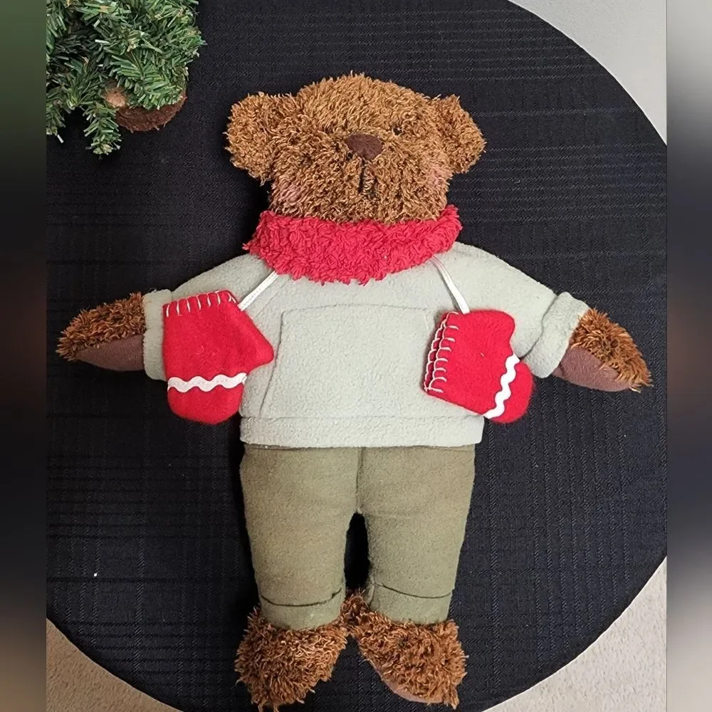 Hallmark Christmas Winter Bear Mittens Brown 13